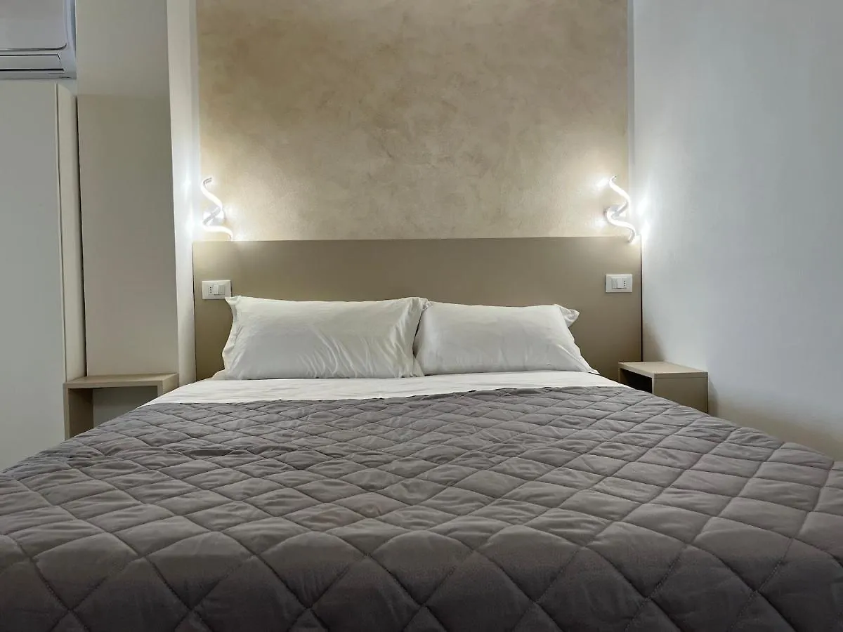 Anfite Apartments Santa Maria Desenzano del Garda Italia